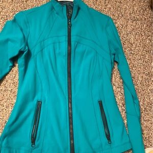 Lulu define jacket